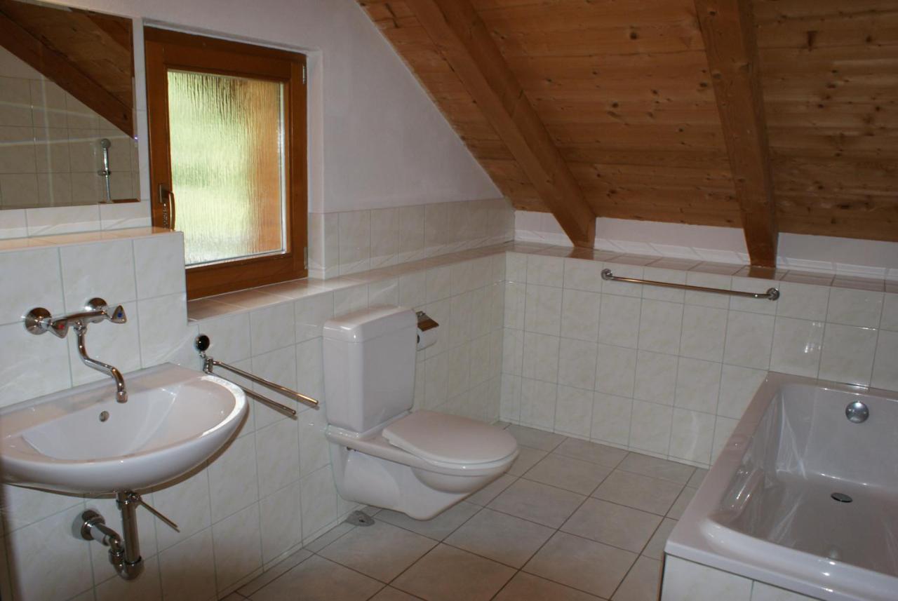 Rustikale Und Grosszuegige Ferienwohnung Kasperske Hory Εξωτερικό φωτογραφία